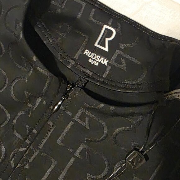 RUDSAK DRESS - Picture 7 of 9